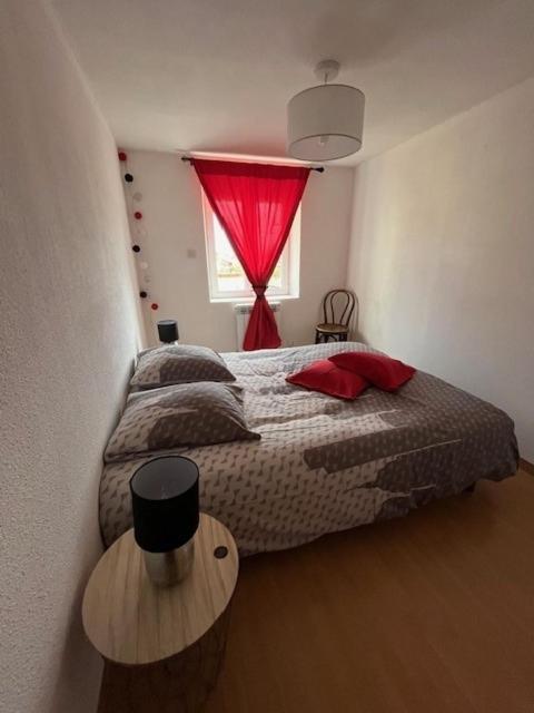 Jolie Maison De Campagne, Compostelle Soleymieux 外观 照片